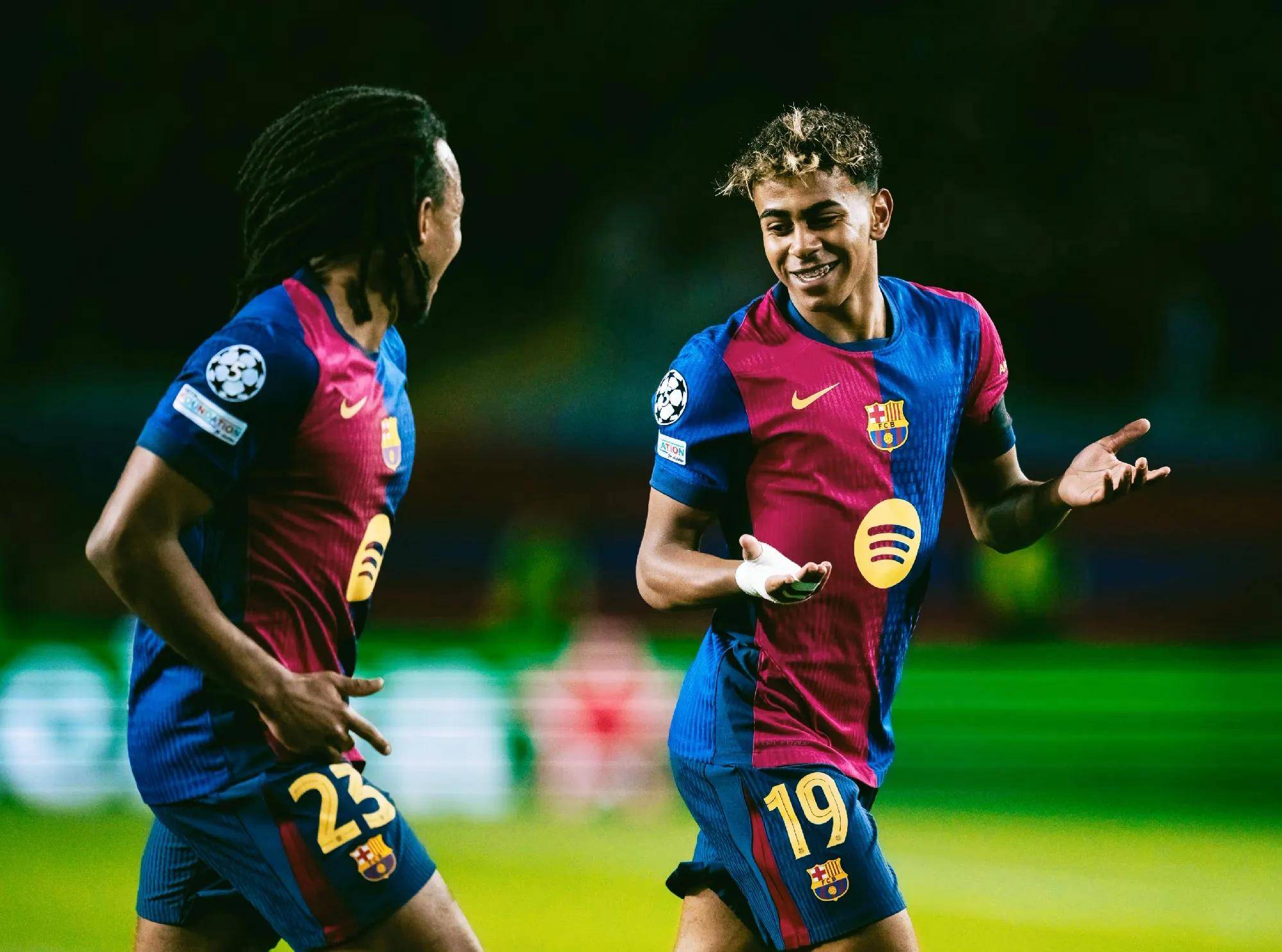 赛地聚焦——国王杯冲刺阶段热度飙升,亚特兰大豪取连胜,赛场秩序良好,赛季目标并未改变的简单介绍 赛地聚焦——国王杯冲刺阶段热度飙升,亚特兰大豪取连胜,赛场秩序良好,赛季目标并未改变的简单介绍