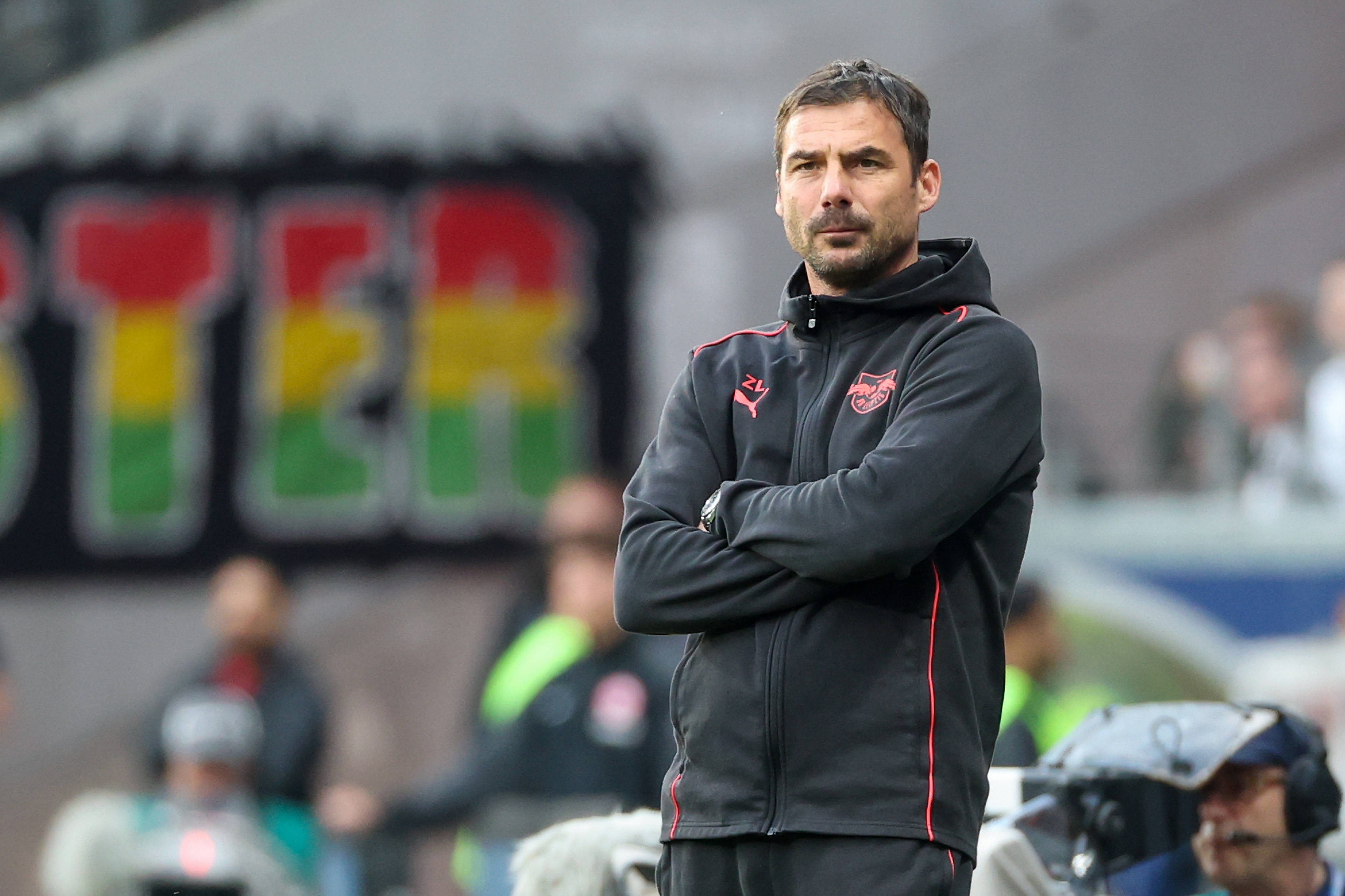 关于转会期德国杯传出新动向；山东男篮刷新队史纪录；管理层表态：压力陡增；赛季目标并未改变的信息-南宫平台