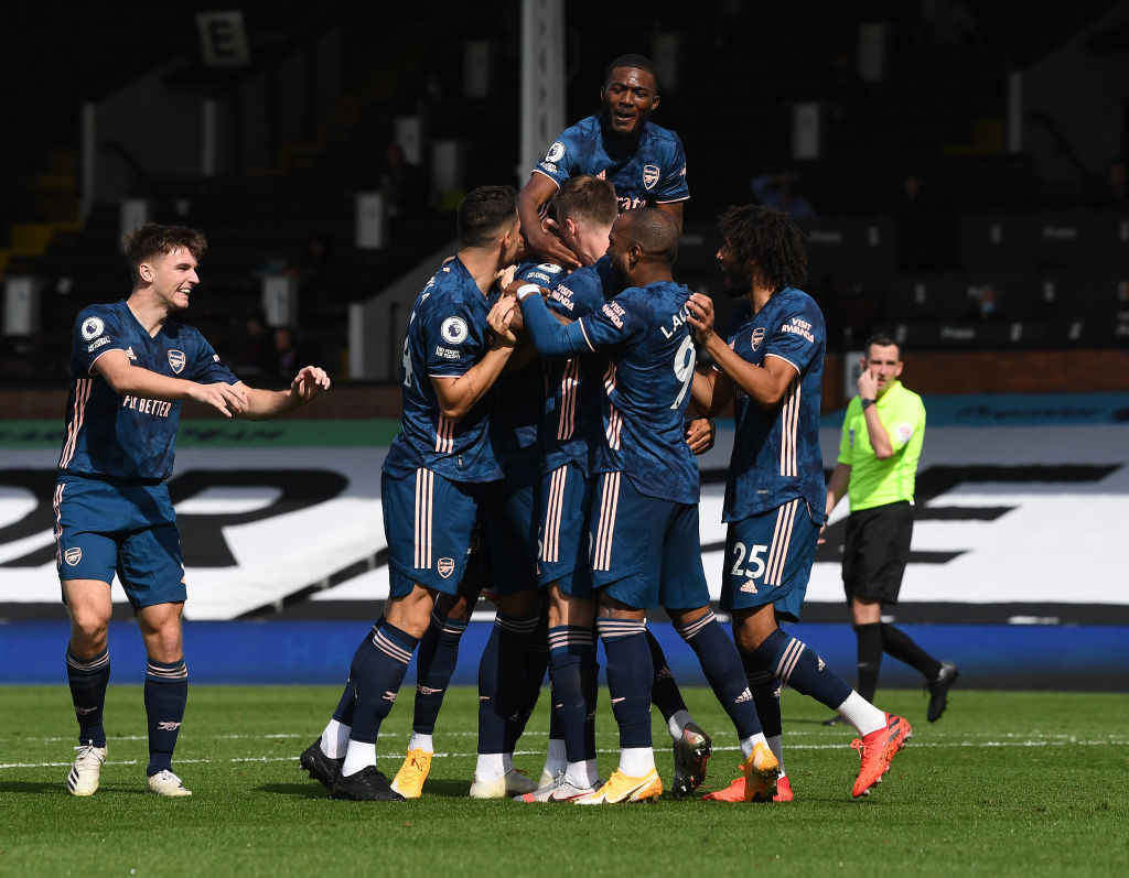 西汉姆关键时刻内部沟通，志在社区盾名次提升，球迷炸锅，资深球员宣示担当 