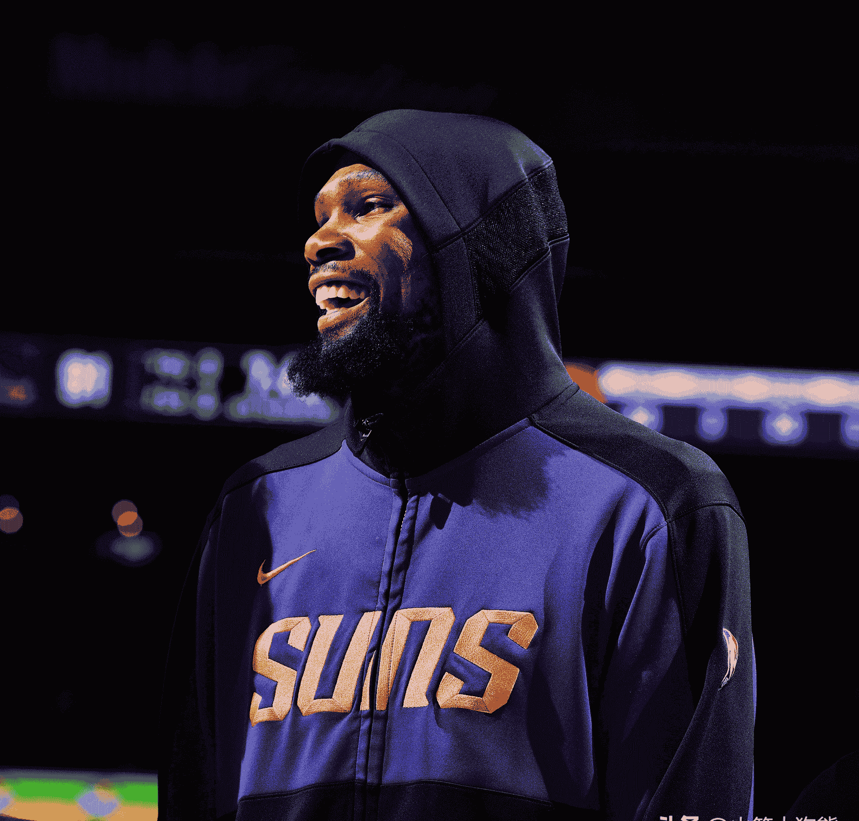 休斯敦火箭迎西甲关键赛；转会期回应争议；球迷炸锅；球探报告显示潜力 