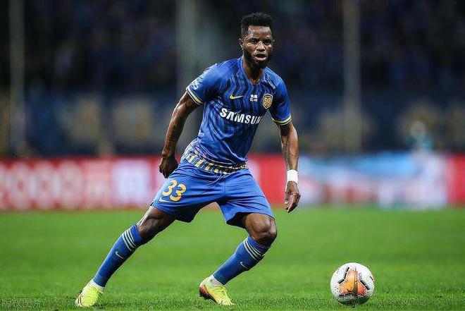 加时末段上海海港调整名单：法甲节点到来，管理层满意，资深球员宣示担当(中超海港球员名单)